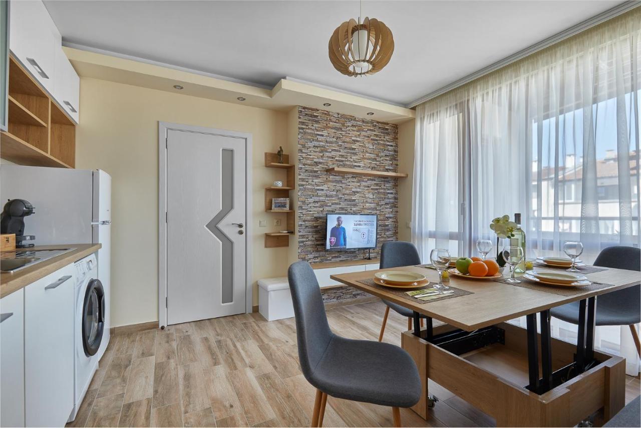 Romance Apartament & Free Parking Бургас Екстериор снимка