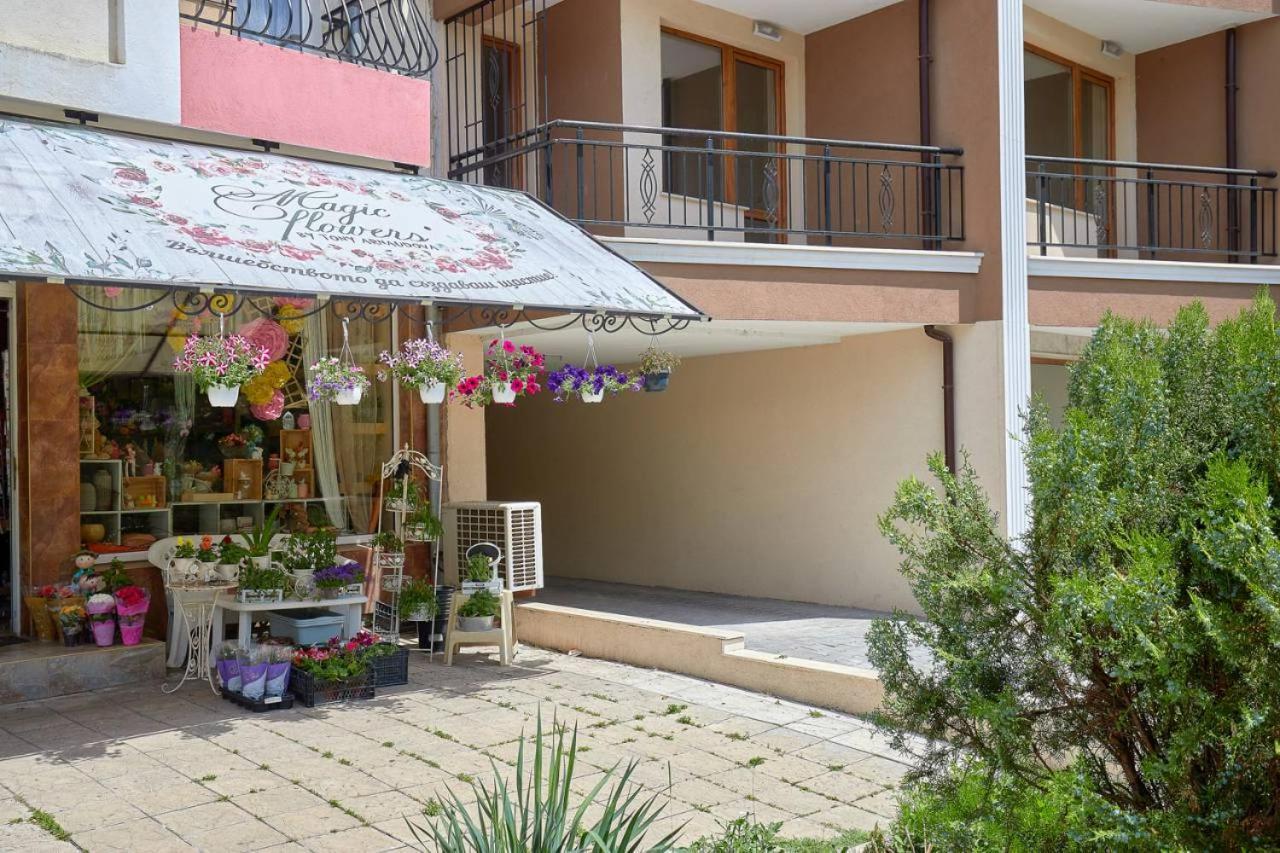 Romance Apartament & Free Parking Бургас Екстериор снимка